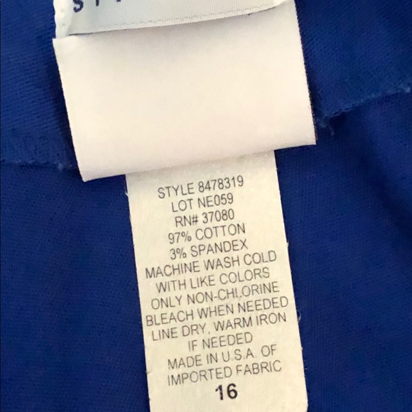 Pair of Royal Blue Capri Pants. - Picture 4 of 7